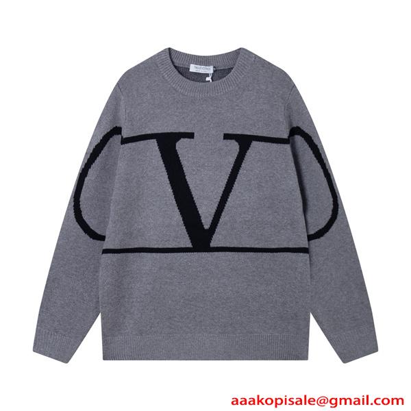 上品配色 VALENTINO ヴァレンティノ コピー ニット 保温素材 大人カジュアル 都会的印象