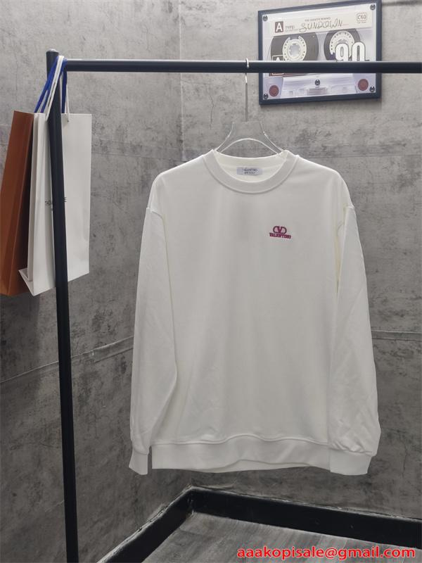 刺繍 VALENTINO ヴァレンティノ コピー トレーナー 柔軟裏毛 新定番 プレミアム2026新作