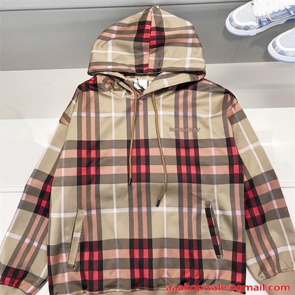 BURBERRY バーバリー コピー パーカー 起毛素材 防寒仕様 人気モデル
