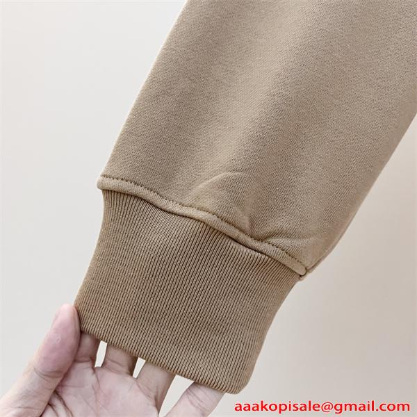 上品 カジュアル BURBERRY バーバリー コピー パーカー 厚手生地 大人向け 新作   