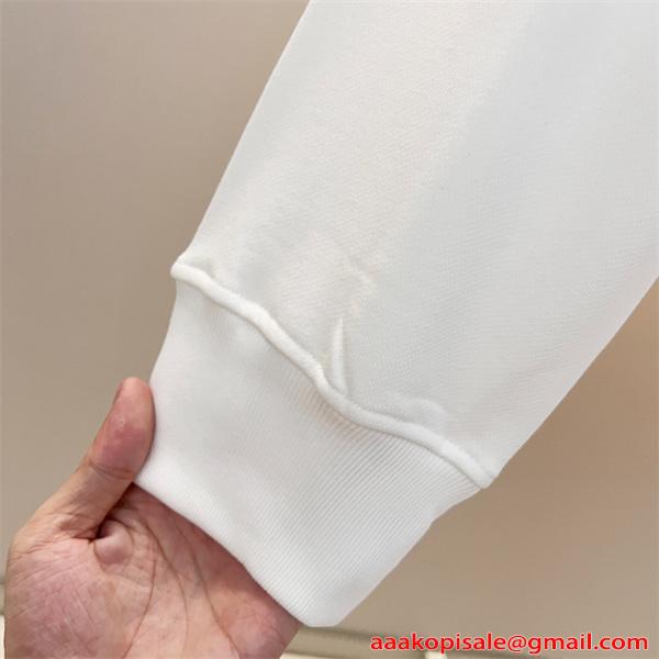 カジュアル 人気モデル プレミアム おすすめ VALENTINO ヴァレンティノ コピー トレーナー