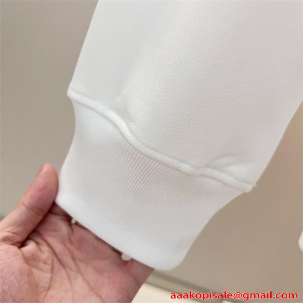 クラシック BURBERRY バーバリー コピー スウェット 上品 大人カジュアル 2026新作