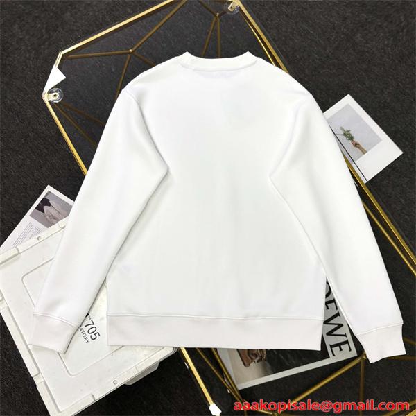 BURBERRY バーバリー コピー 2026新作 刺繍 トレーナー 当店イチオシ モード系