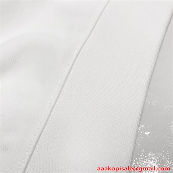 2026新作 刺繍 クルーネック 厚手生地  通年活躍 Maison Margiela メゾン マルジェラ コピー