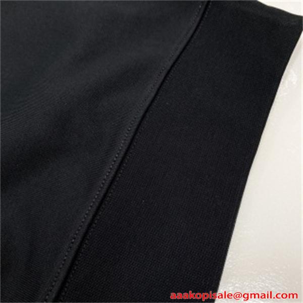 Maison Margiela メゾン マルジェラ コピー 遊び心演出 柔らか質感 パーカー 人気モデル 2026新作