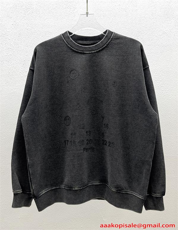 2026新作 刺繍 Maison Margiela メゾン マルジェラ コピー パーカー ゆったり設計 古着感 モード系