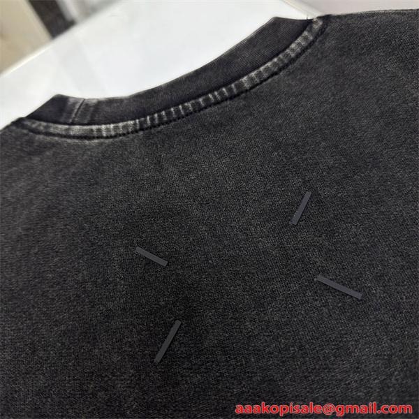 2026新作 刺繍 Maison Margiela メゾン マルジェラ コピー パーカー ゆったり設計 古着感 モード系