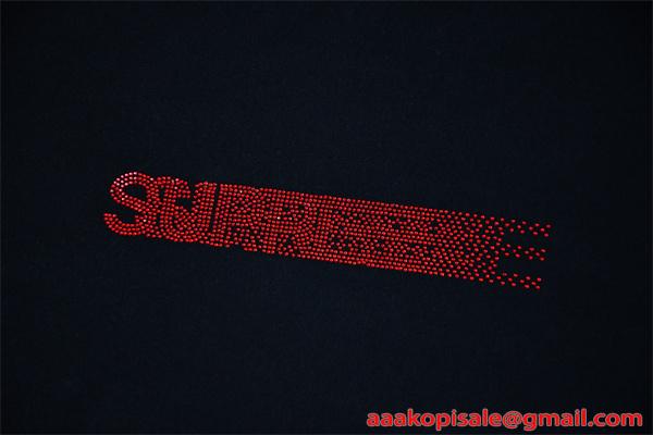 パーカー 2026新作 裏起毛 モード系 シンプル 売れ筋 SUPREME シュプリーム コピー