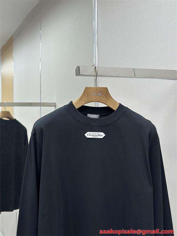 DIOR ディオール コピー 長袖Tシャツ ミニロゴプレート クルーネック シンプル洗練 2026新作