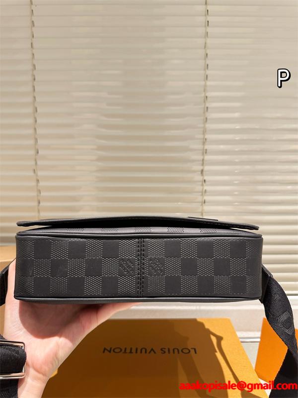 District PM☆☆目を惹きルイヴィトンショルダーバッグコピー 激安(日本最大級)