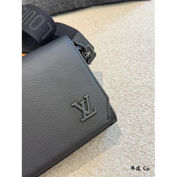 春夏のお出かけを軽快に ルイ ヴィトン LOUIS VUITTON ショルダーバッグ コピー 激安(日本最大級)LV Fastline★★M11483