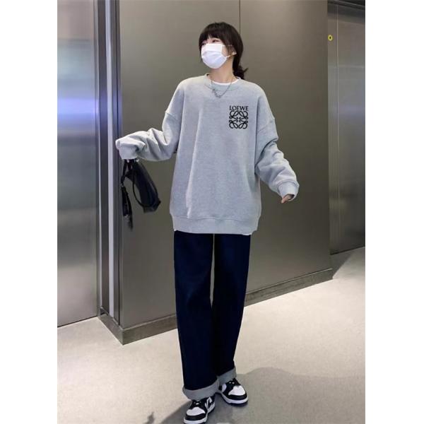 数量限定 LOEWE ロエベ コピー スウェット ワンポイント 2026新作コーデ