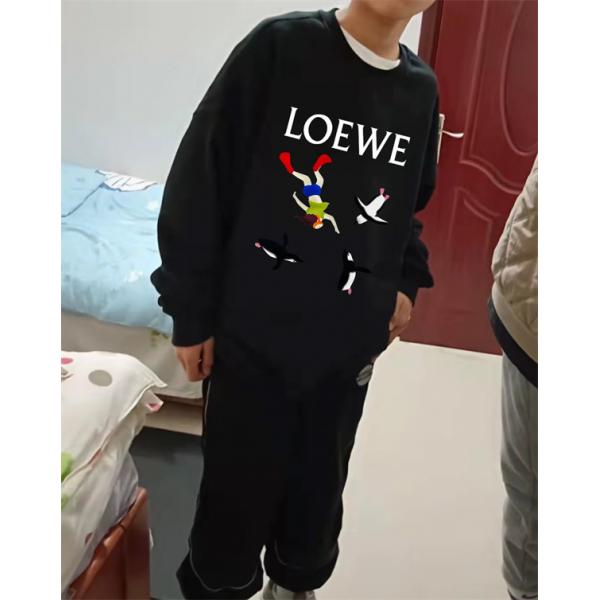 今季注目 LOEWE ロエベ コピー スウェット 遊び心 オーバー感 視線集中