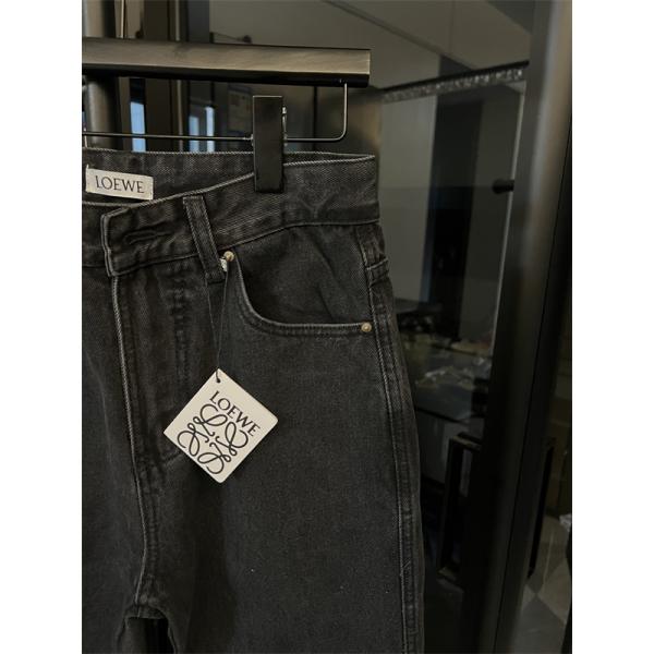 LOEWE ロエベ コピー レアデザイン デニム パンツ 高級感 2026新作