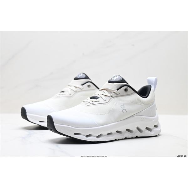 上質素材 LOEWE ロエベ コピー スニーカー 2026新作コーデ 当店イチオシ