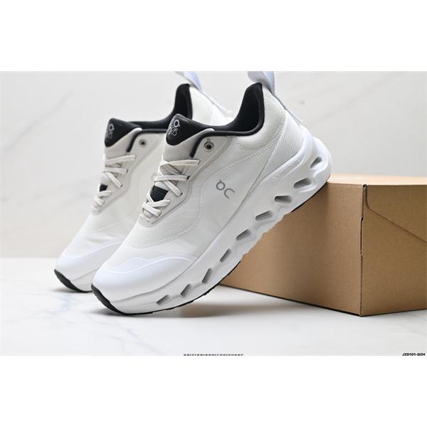 上質素材 LOEWE ロエベ コピー スニーカー 2026新作コーデ 当店イチオシ