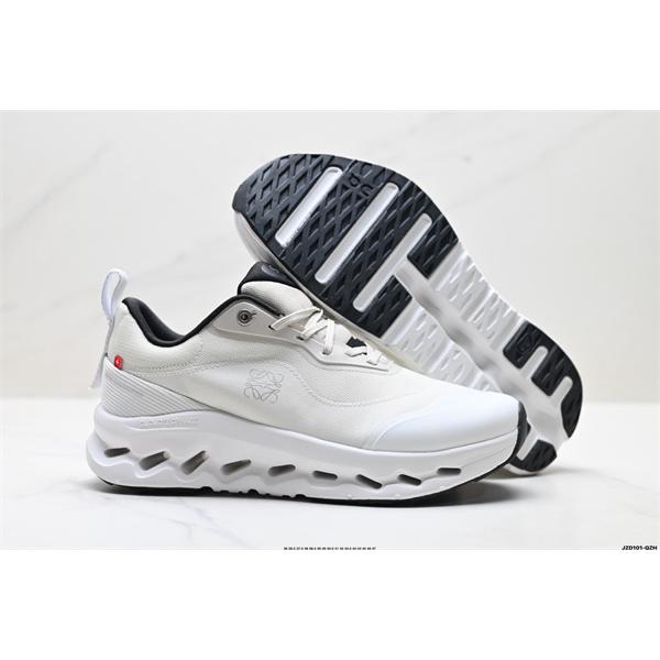 上質素材 LOEWE ロエベ コピー スニーカー 2026新作コーデ 当店イチオシ