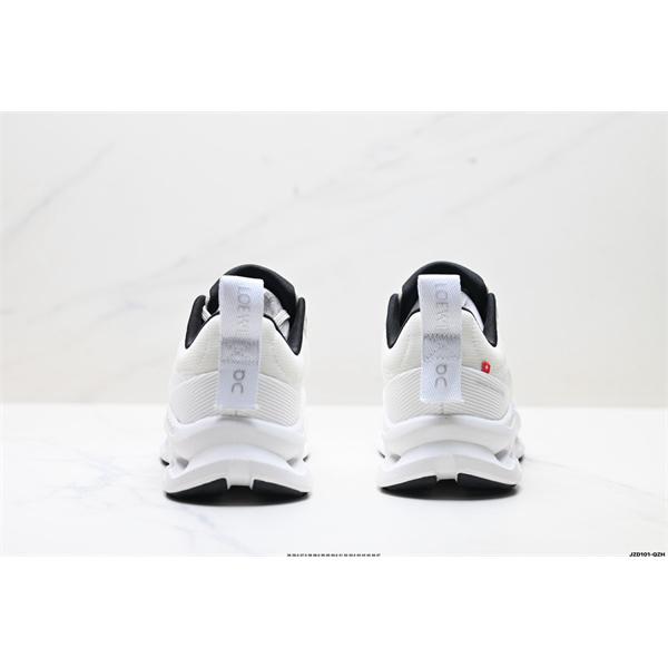 上質素材 LOEWE ロエベ コピー スニーカー 2026新作コーデ 当店イチオシ