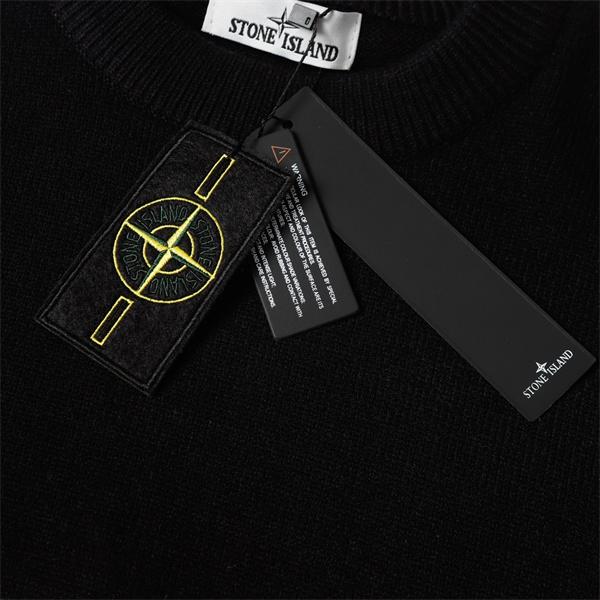 入手困難 2026新作 上質 STONE ISLAND ストーンアイランド コピー ニット ミニマル 落ち着き