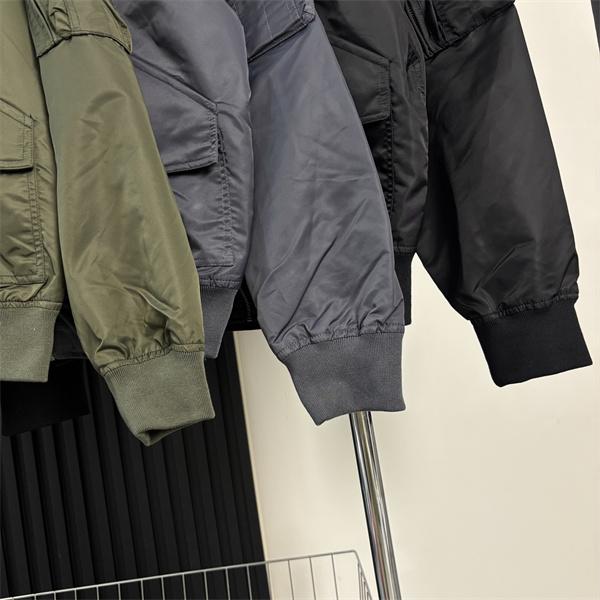 都会仕様 ナイロン STONE ISLAND ストーンアイランド コピー ジャケット 軽量構造 2026新作