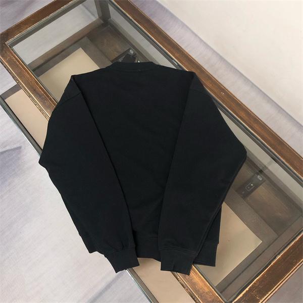 入手困難 2026新作 おすすめ  STONE ISLAND ストーンアイランド コピー スウェット モード系 売れ筋