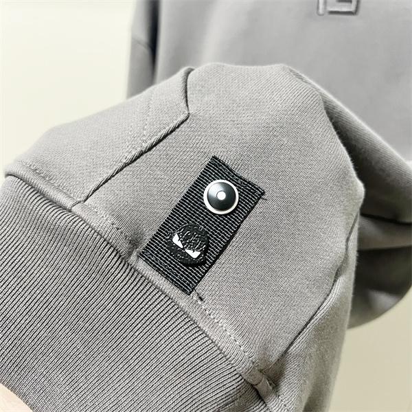 話題沸騰！高級感溢れる 2026新作 パーカー 上品 FENDI フェンディ コピー