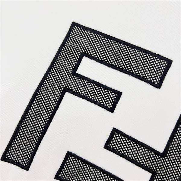 今季新登場 2026新作定番 着心地抜群 FENDI フェンディ コピー パーカー