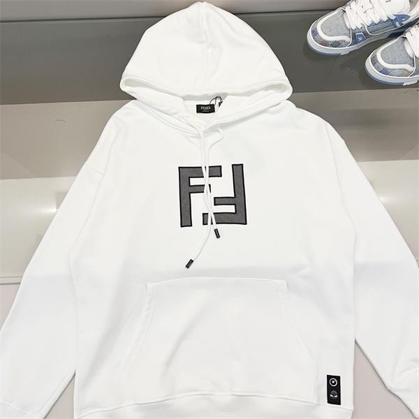 今季新登場 2026新作定番 着心地抜群 FENDI フェンディ コピー パーカー