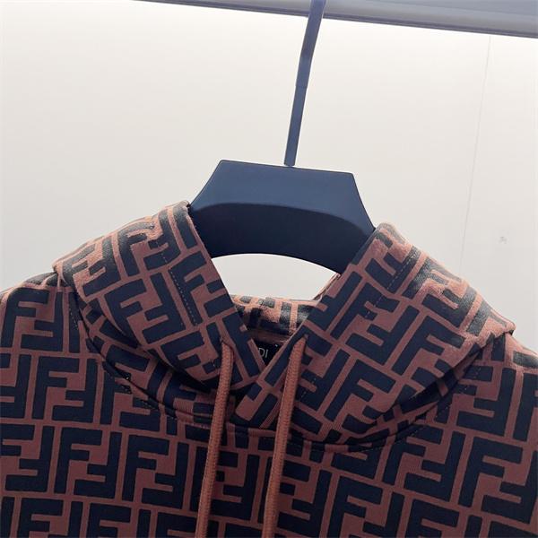 FENDI フェンディ コピー 注目度抜群 パーカー 落ち着き配色 洗練 冬仕様