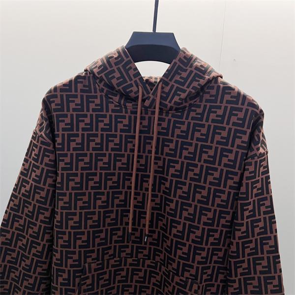 FENDI フェンディ コピー 注目度抜群 パーカー 落ち着き配色 洗練 冬仕様