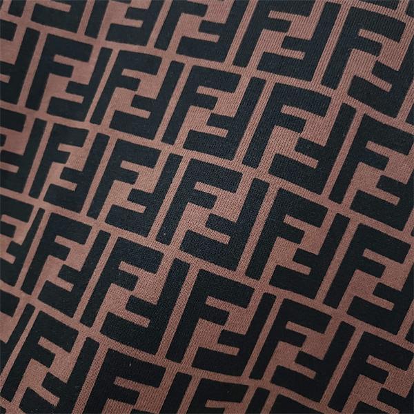 FENDI フェンディ コピー 注目度抜群 パーカー 落ち着き配色 洗練 冬仕様