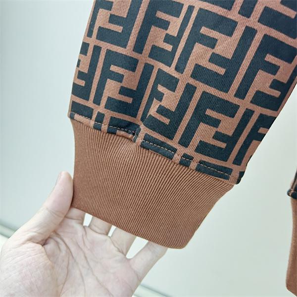 FENDI フェンディ コピー 注目度抜群 パーカー 落ち着き配色 洗練 冬仕様