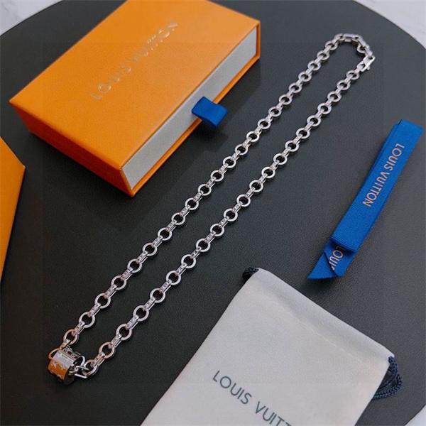 LOUIS VUITTON ルイヴィトン コピー 存在感抜群 ネックレス シャープ シルバー 洗練