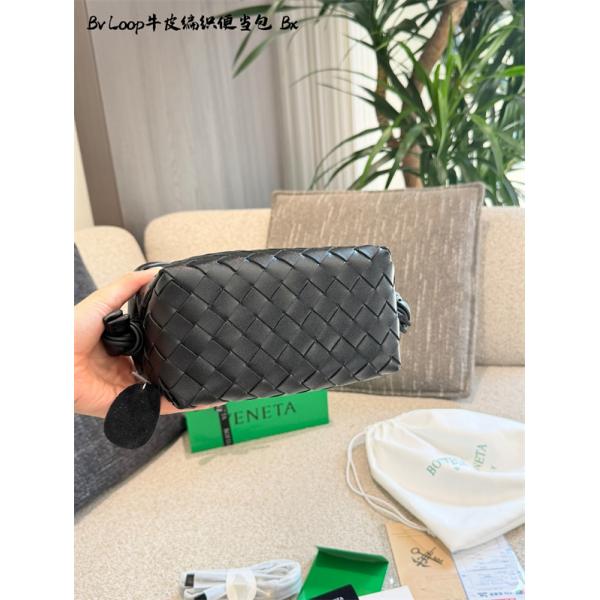 大人気Bottega Veneta Mini Loop黒色定番Intrecciatoボッテガ ヴェネタ ハンドバッグコピー
