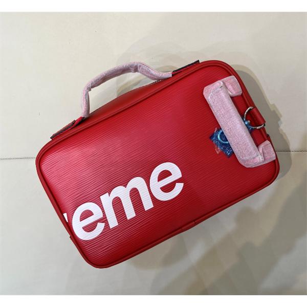 最新作Supremeシュプリームショルダーバッグスーパーコピー2026トレンド赤色