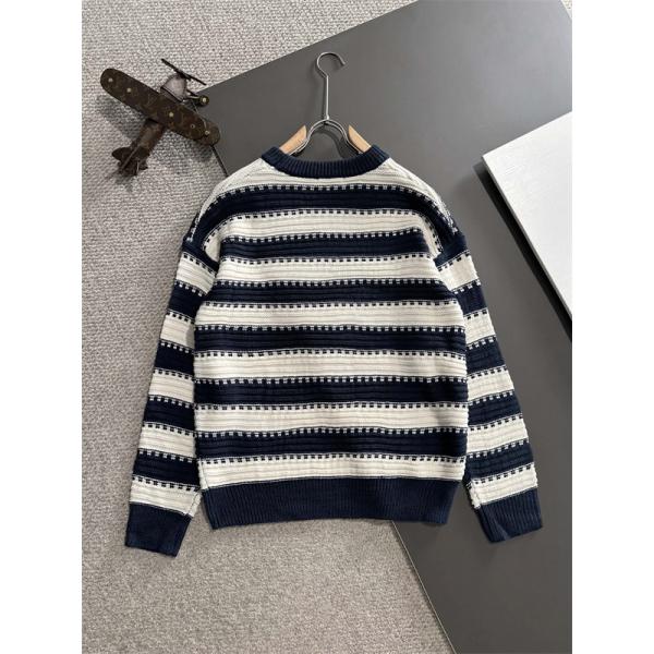 トレンド最前線 ネイビー Canada Goose カナダグース コピー ニット お洒落 防寒対策 新作