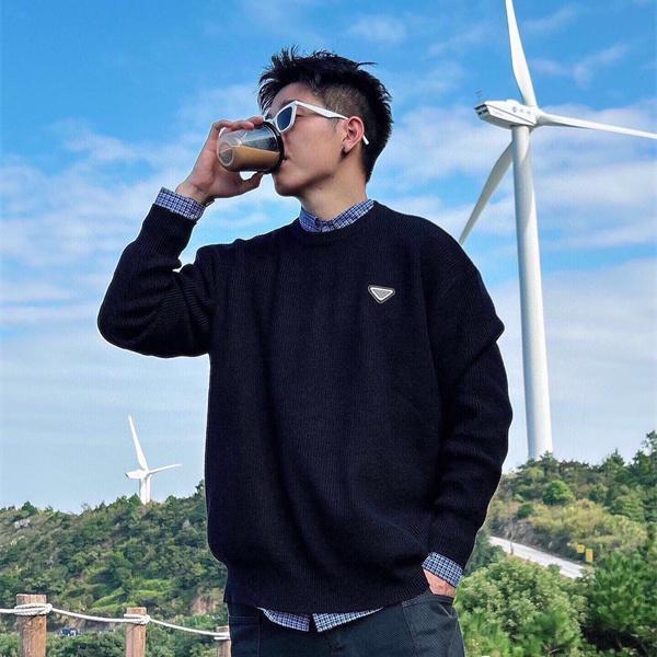 トレンド最前線 ブラック ニット 快適 着心地抜群 注目 PRADA プラダ コピー