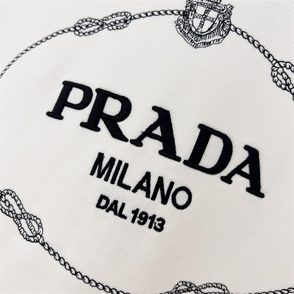  PRADA プラダ コピー 上質素材 清潔感 モノトーン アートン パーカー 2026新作