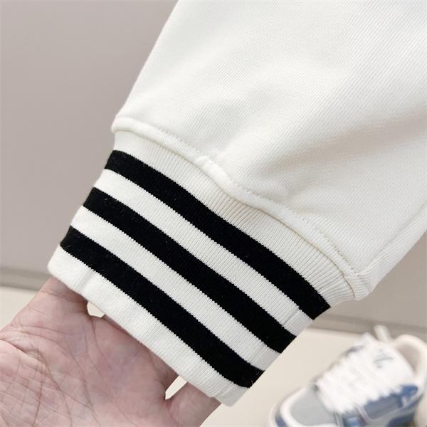  PRADA プラダ コピー 上質素材 清潔感 モノトーン アートン パーカー 2026新作