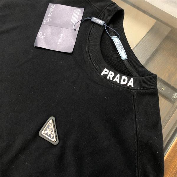 PRADA プラダ コピー 高級感重視 シンプルモード 冬対応 ブラック スウェット