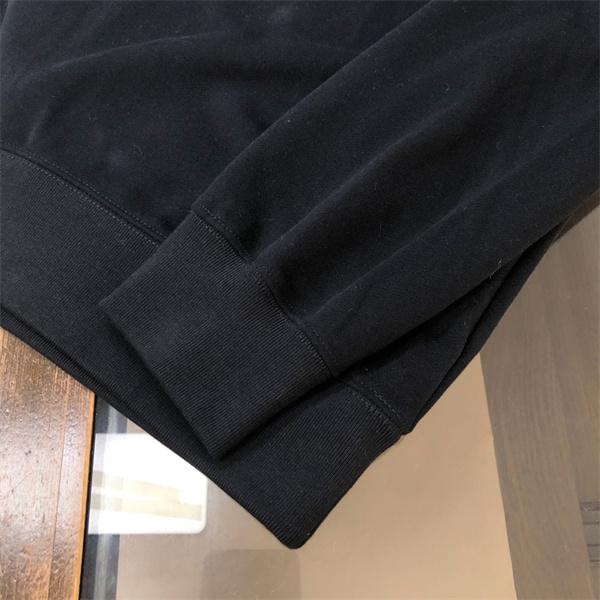 PRADA プラダ コピー 高級感重視 シンプルモード 冬対応 ブラック スウェット