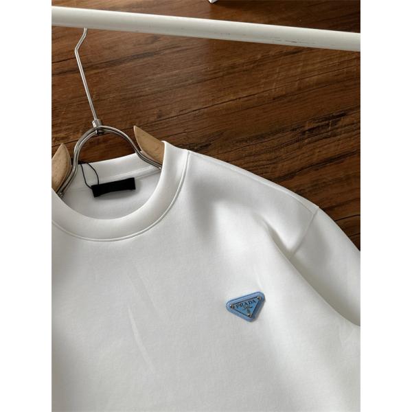 プレミアム  PRADA プラダ コピー 防寒対応 上品ブラック 定番スウェット