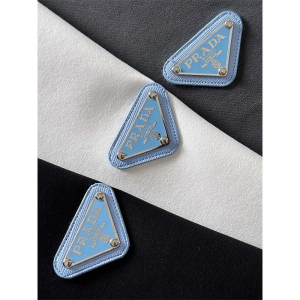 プレミアム  PRADA プラダ コピー 防寒対応 上品ブラック 定番スウェット