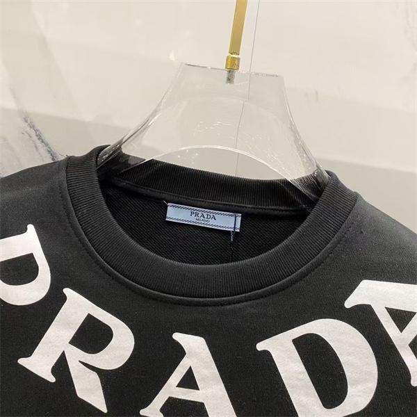 存在感抜群 2026新作 洗練ブラック PRADA プラダ コピー スウェット トレンド 