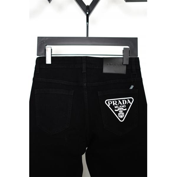 高級感漂う PRADA ブラック デニム パンツ 定番人気 プラダ コピー
