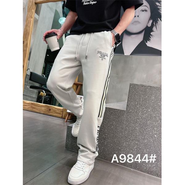 人気モデル着用 PRADA プラダ コピー ジョガーパンツ モード