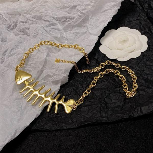 個性派 シャネル コピー CHANEL ネックレス モード系 アクセント 存在感抜群