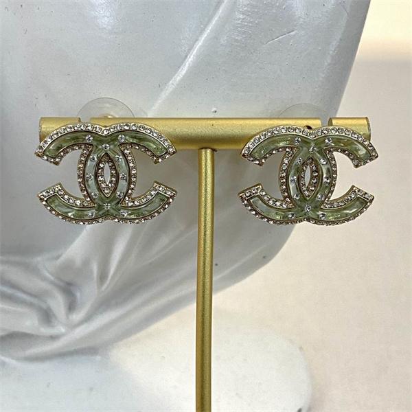 CHANEL シャネル コピー イヤリング クリスタル装飾 ゴールドトーン 上品 定番 人気 レディース