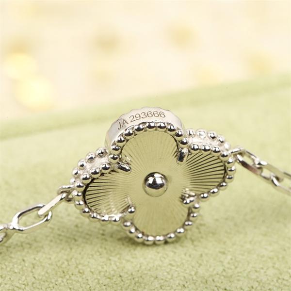 VCAブレスレットコピー ヴァン クリーフアンドアーペルアクセサリー激安通販2026トレンドお洒落