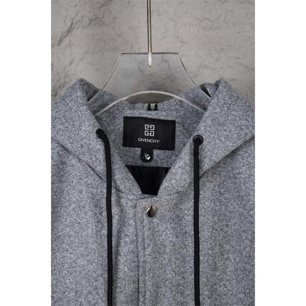 GIVENCHY ジバンシィ コピー 人気急上昇  刺繍ロゴ ジャケット 保温裏地 快適着心地